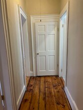 760 Congress St, Unit 3 in Portland, ME - Foto de edificio - Building Photo