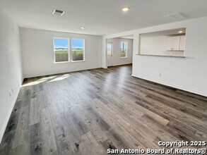 1668 Viola Ln in New Braunfels, TX - Building Photo - Building Photo