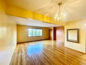 57 ISABELLA Ave in Bayonne, NJ - Building Photo - Building Photo