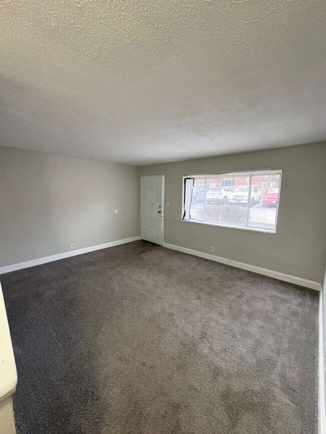 199 Dalepark Dr in Bedford, OH - Building Photo - Building Photo