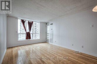 55-LP55 Harrison Garden Blvd in Toronto, ON - Building Photo - Building Photo