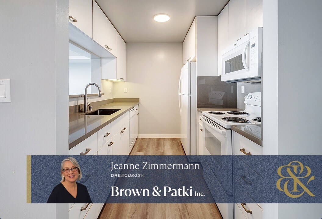 300 3rd St in San Francisco, CA - Building Photo