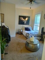 109 E School St in Owatonna, MN - Building Photo