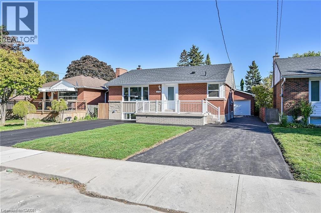 175 E 45th St in Hamilton, ON - Building Photo