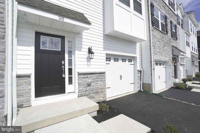 property at 148 Bell Ct