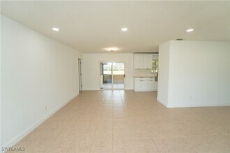 2701 6th St W in Lehigh Acres, FL - Building Photo - Building Photo
