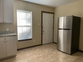 3626 Carpenter Ave in Dallas, TX - Building Photo - Building Photo