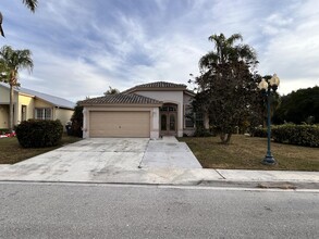 615 Lake Wellington Dr in Wellington, FL - Building Photo - Building Photo