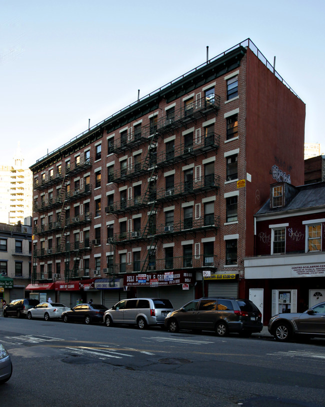 39-45 Madison St in New York, NY - Building Photo - Building Photo