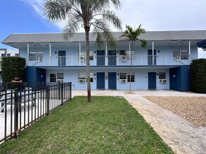1020 N Victoria Park Rd in Fort Lauderdale, FL - Building Photo - Building Photo
