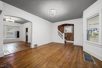 3303 E 118th St in Cleveland, OH - Building Photo - Building Photo