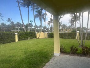 2100 Mariner Bay Blvd in Fort Pierce, FL - Foto de edificio - Building Photo