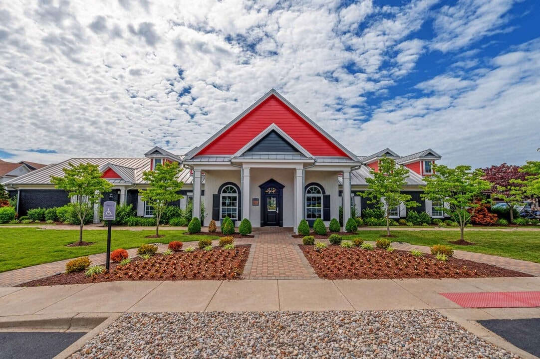 Sawyer East End in Louisville, KY - Building Photo