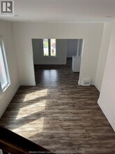 934 Gladstone Ave in Windsor, ON - Foto de edificio - Building Photo