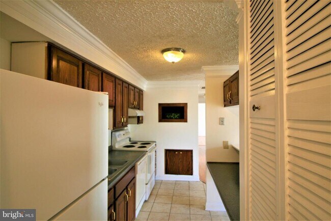 19517 Gunners Branch Rd in Germantown, MD - Building Photo - Building Photo