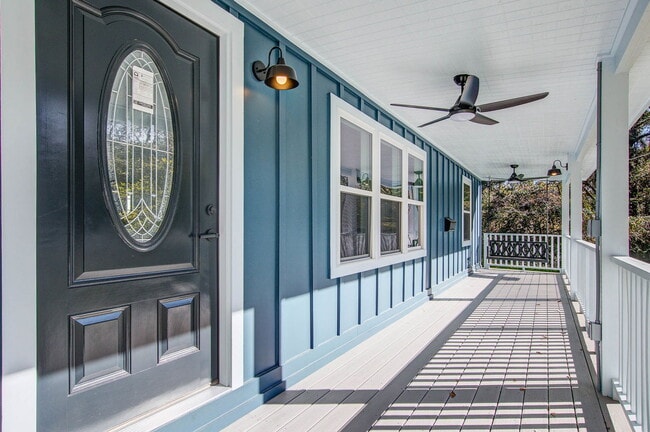 1833 Grover Dr in Johns Island, SC - Building Photo - Building Photo