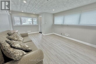 7 Boullee St in London, ON - Building Photo - Building Photo