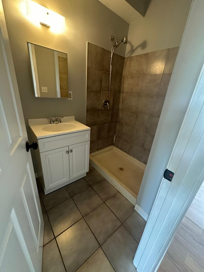 1332 W Lafayette Ave in Baltimore, MD - Building Photo - Building Photo