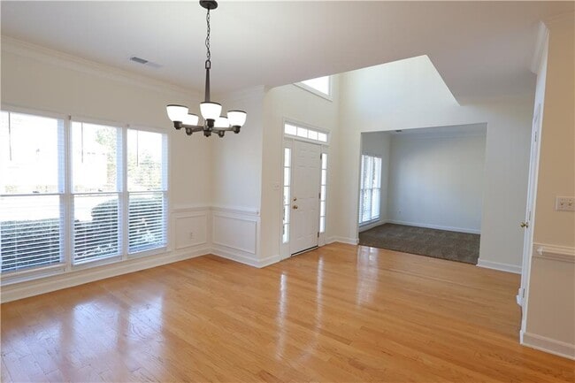 1056 Oak Hollow Ct in Lawrenceville, GA - Building Photo - Building Photo