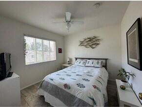 5552 Foxtail Loop in Carlsbad, CA - Building Photo - Building Photo