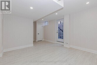 50 Amboise Crescent in Brampton, ON - Building Photo - Building Photo