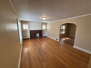 1616 N Gilbert St in Danville, IL - Building Photo - Building Photo