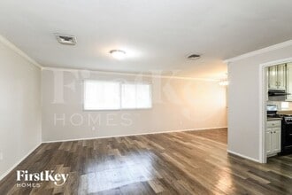 440 Durwood Dr in Florissant, MO - Building Photo - Building Photo