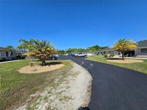24540 Harbor View Rd in Port Charlotte, FL - Building Photo - Building Photo