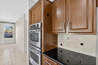 4302 E Mossman Rd in Phoenix, AZ - Building Photo - Building Photo