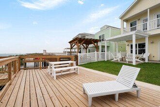 106 Las Joyas Blvd in Port Isabel, TX - Building Photo - Building Photo