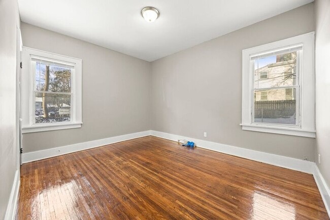 16-18-18 Hillendale St in Rochester, NY - Building Photo - Building Photo