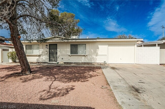 property at 3481 S Myrtle Ave