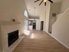 665 Chantress Ct in Alpharetta, GA - Foto de edificio - Building Photo