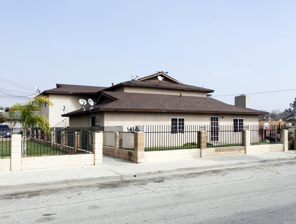 1005-1027 W 12th St in Pomona, CA - Building Photo