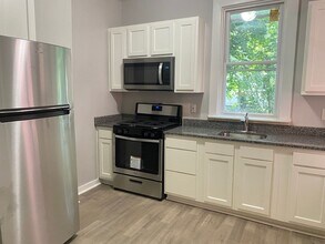 300 W 13th Ave in Homestead, PA - Building Photo - Building Photo