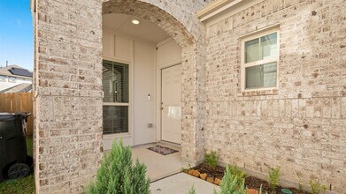 6444 Wenlock Dr in Houston, TX - Building Photo - Building Photo