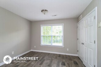 3801 Heather View Ln in Winston-Salem, NC - Building Photo - Building Photo