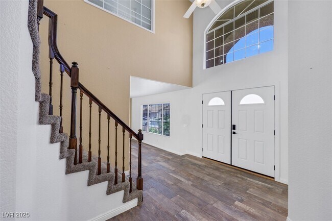 815 Stillwater Ln in Henderson, NV - Building Photo - Building Photo