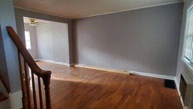 316 Sheffield Ave in Flint, MI - Building Photo - Building Photo