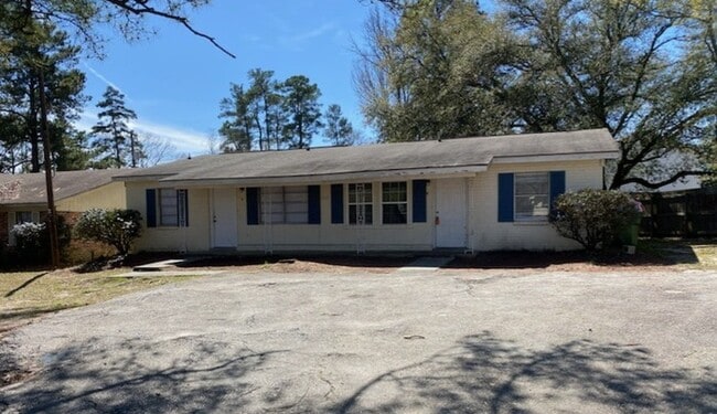property at 1643 S Beltline Blvd