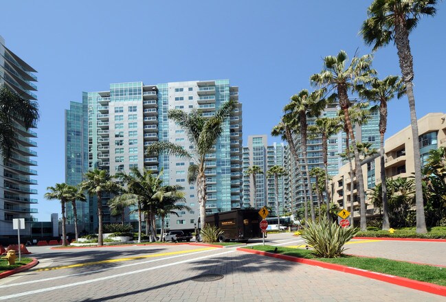 The Cove in Marina Del Rey, CA - Foto de edificio - Building Photo