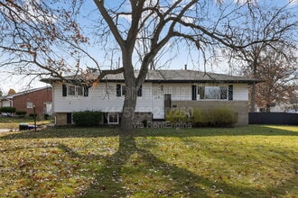 4835 Almont Dr in Columbus, OH - Building Photo - Building Photo