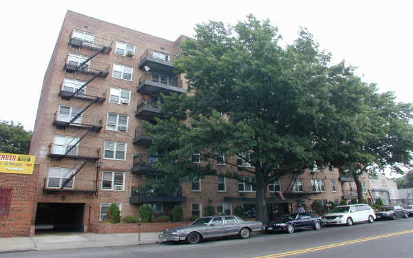 2635 Nostrand Ave in Brooklyn, NY - Building Photo