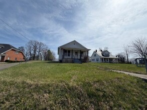 700 Old Franklin Turnpike in Rocky Mount, VA - Building Photo - Building Photo