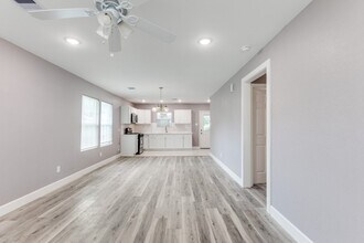 332 Zoe St in Houston, TX - Building Photo - Building Photo
