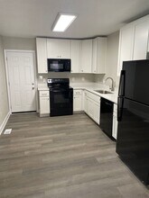 645 W Northwest Blvd in Winston-Salem, NC - Building Photo - Building Photo