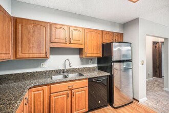 13950 E Oxford Pl in Aurora, CO - Building Photo - Building Photo