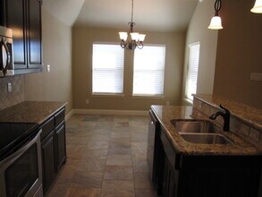 114 Anderson Ct in Weatherford, TX - Building Photo - Building Photo