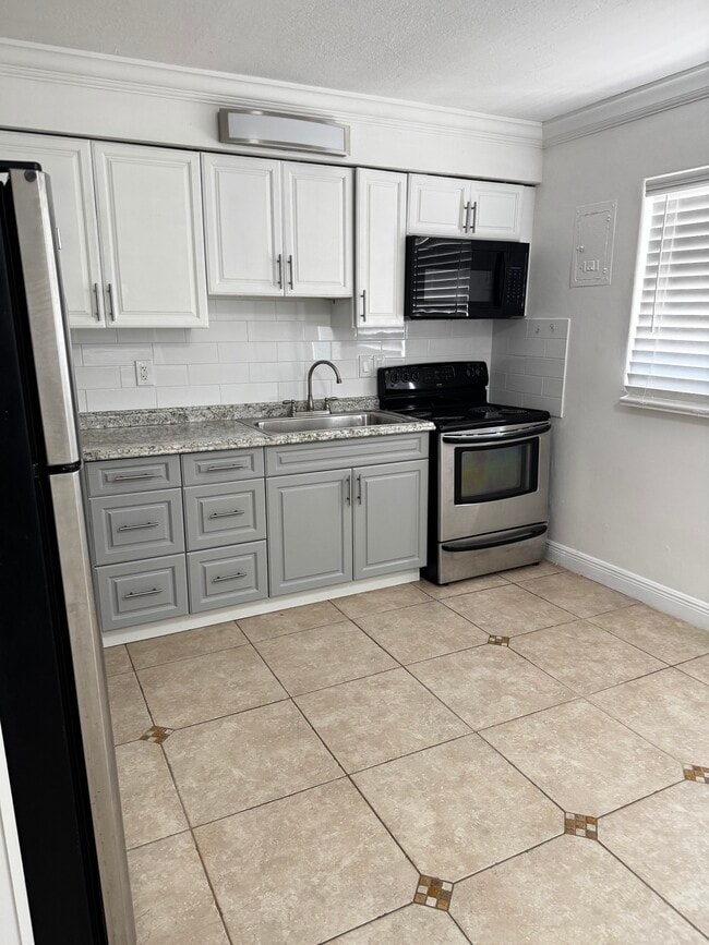 923 S D St in Lake Worth Beach, FL - Building Photo - Building Photo