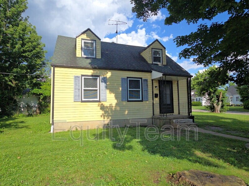 2030 Arlene Ave in Dayton, OH - Building Photo